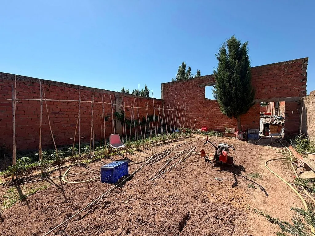 Aed - Rustic House with Pool near Belchite