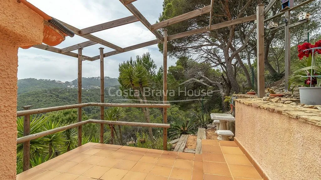 Terrasse - Villa with Pool and Sea Views in Sa Tuna