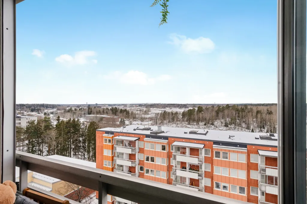 Balcon - Renovated Apartment with Järvafältet View in Akalla