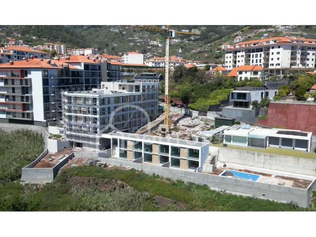 Aerial - Luxury T2 Apartment in Caniço Prime, Madeira