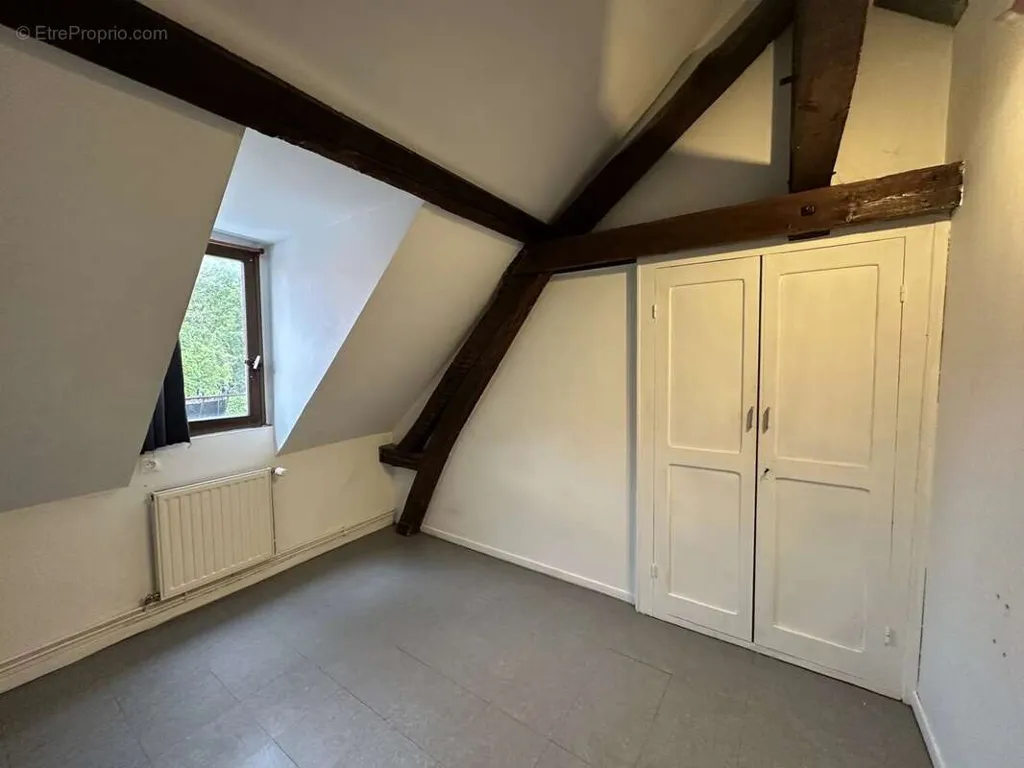 Pièces - Bungalow de plain-pied avec cour à Harbonnières