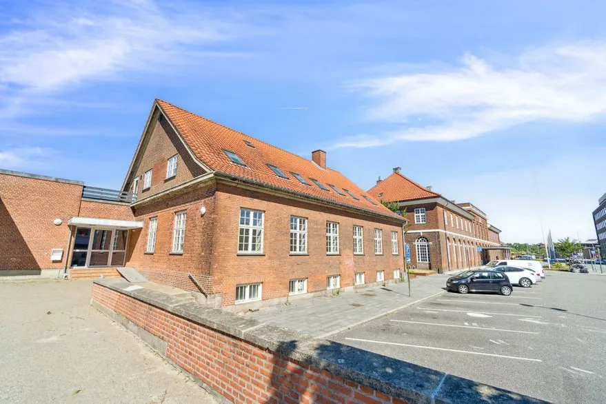 Välivaade - Office with Central Location at Horsens Station