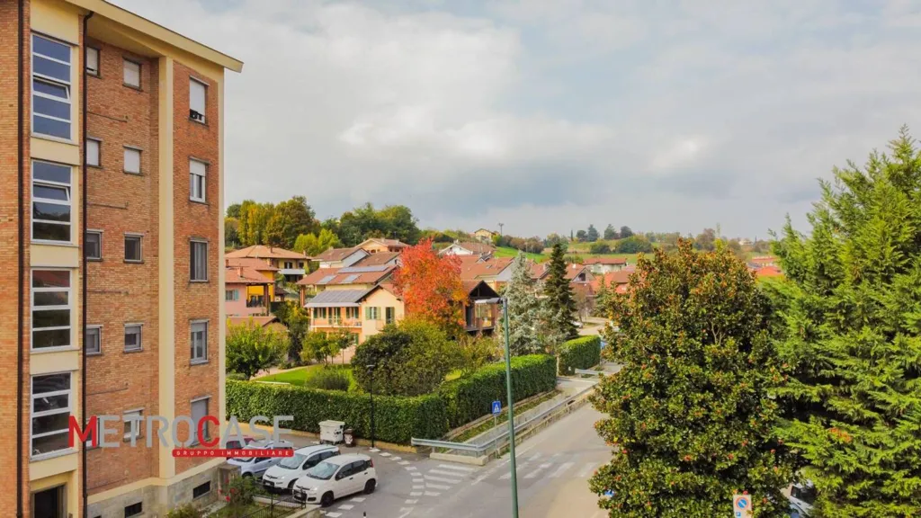 Rõdu - Rented Apartment with Balcony in Chieri
