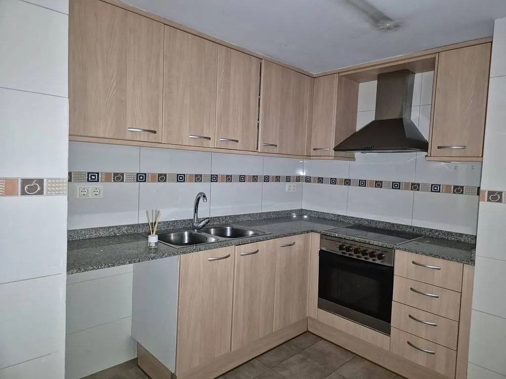 Cuisine - 2-Bedroom Apartment with Garage in Ca n'Anglada