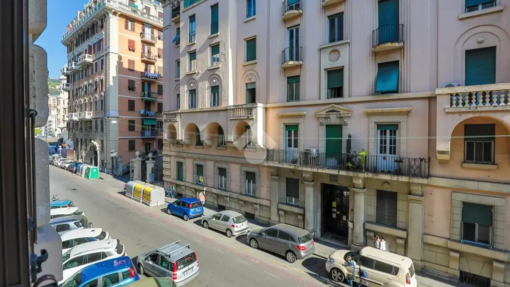 Balcon - Rustic-Style Apartment with Central Location in Genoa