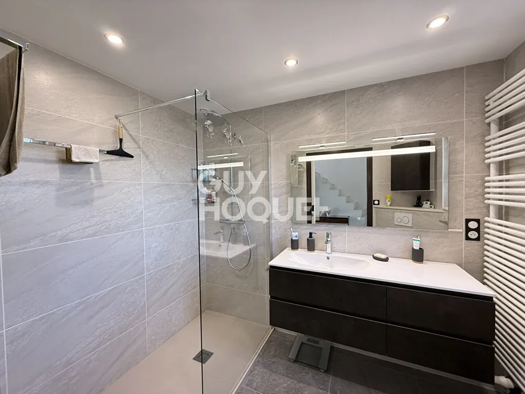 Bagni - Renovated House with Pool in Quiet Area