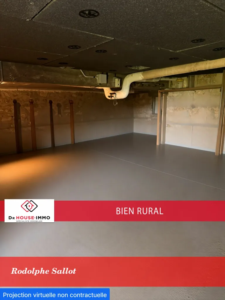 Garage - Maison de Charme à Rénover avec Jardin à Oulches