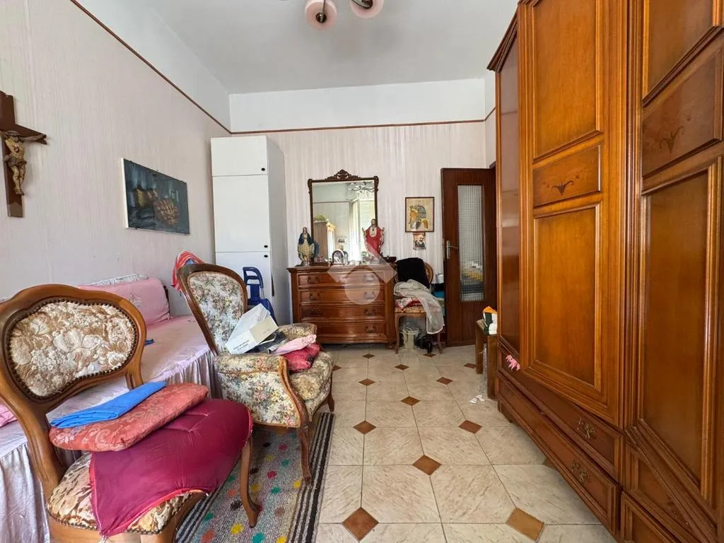Chambres - 4-Room Apartment with Balcony in Sassari