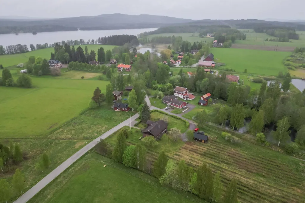 Õhuvaade - 1-Storey Villa with Garden in Lantlig Setting