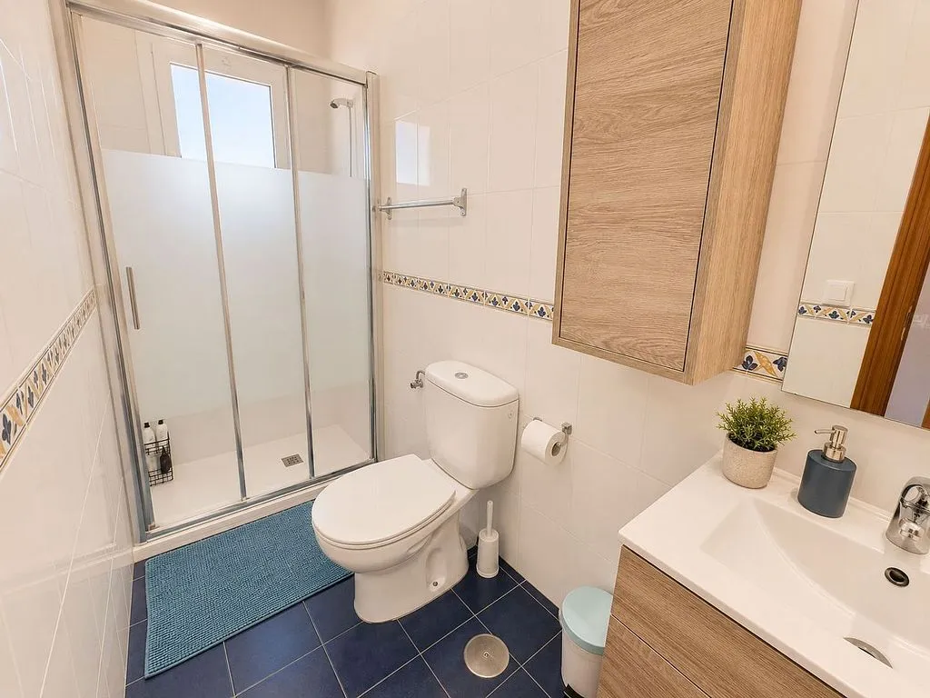 Salles de bain - Terraced House with Pool in Los Pacos