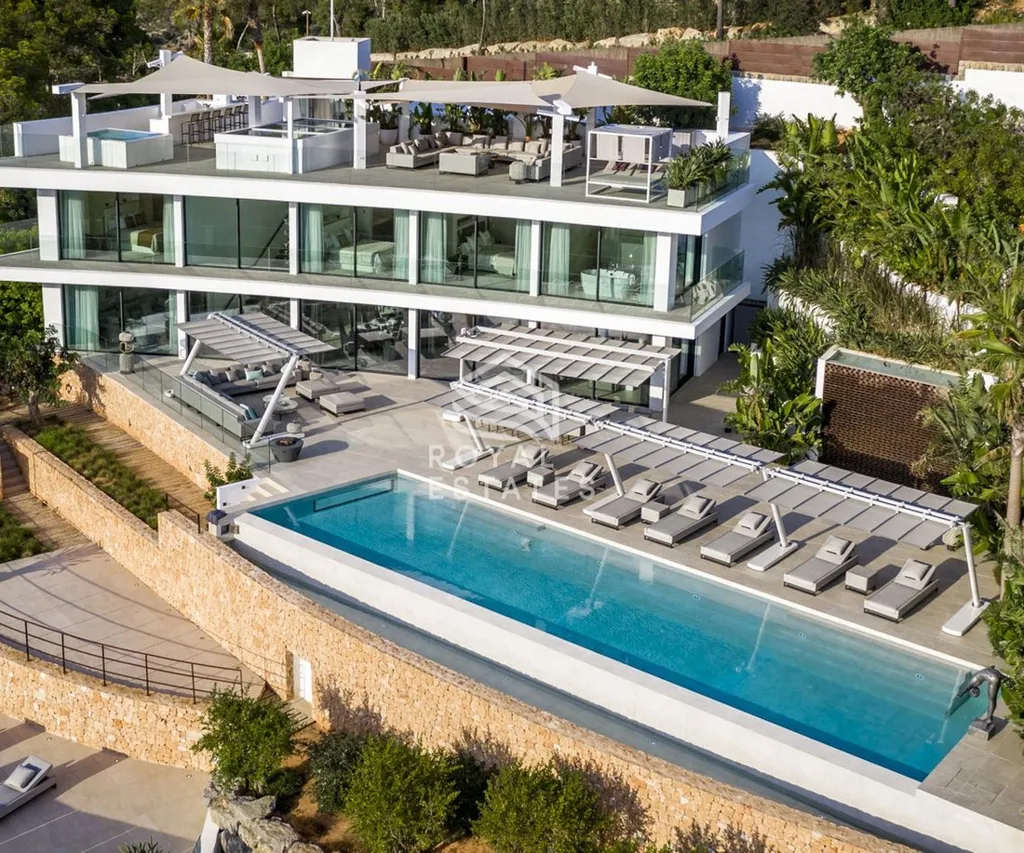 9 magamistoaga maja asukohas Santa Eularia des Riu