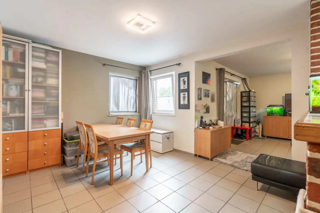 Dining Room - Ground Floor Apartment with Garden in Hasseltweg