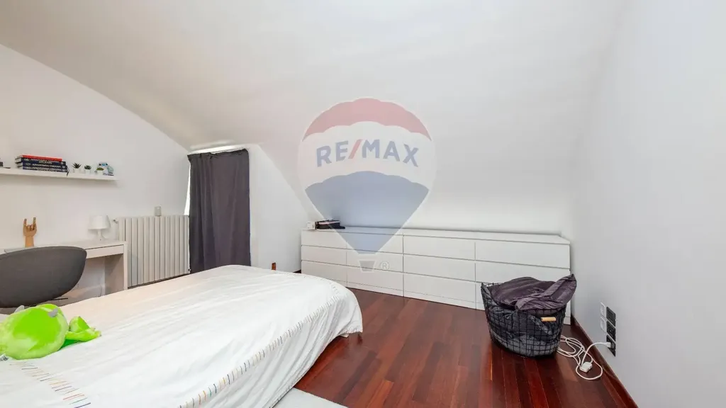 Chambres - Mansard Apartment in Historic Building, Enna