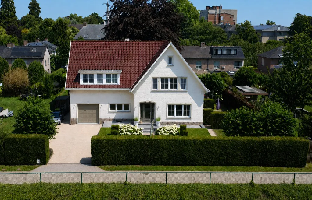 Õhuvaade - House with 60 m² Terrace in Herent