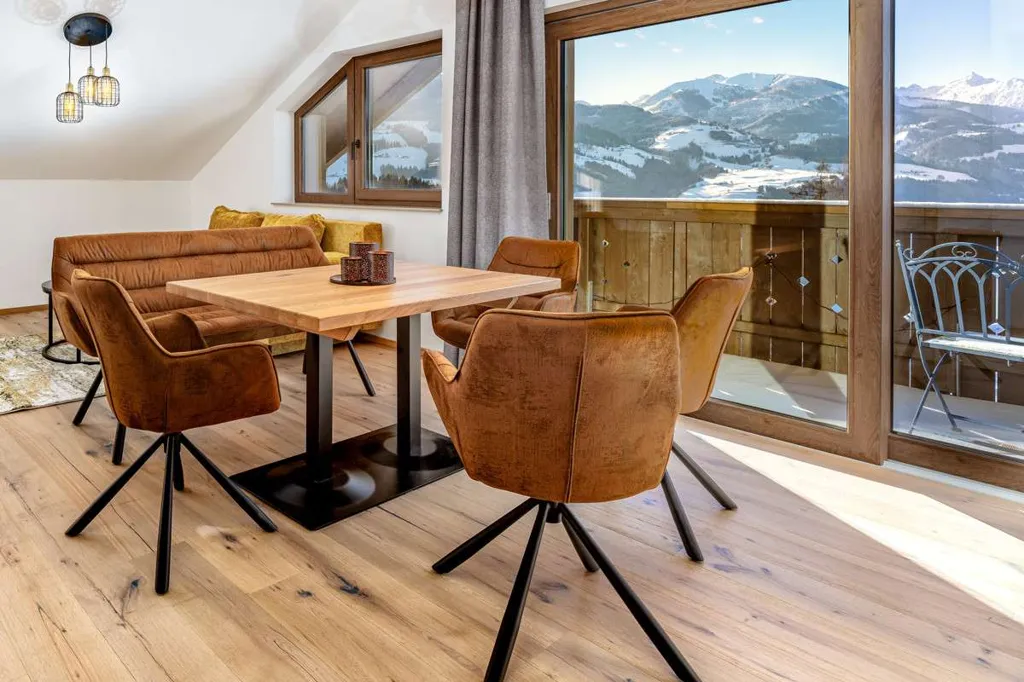 Söögituba - Luxury Apartment with Panoramic View in Gröbming