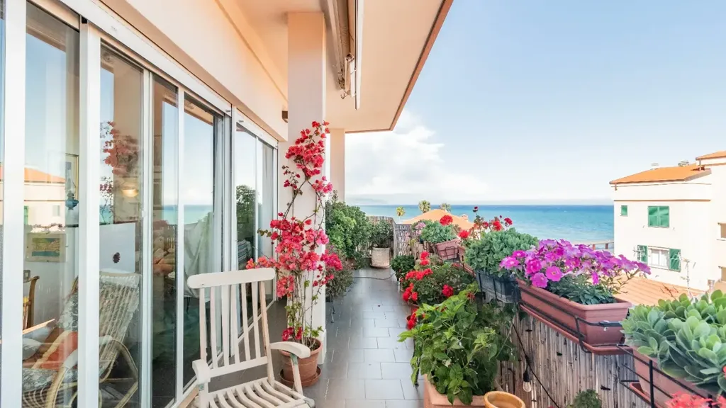 Balcon - Penthouse with Sea View in Ceriale