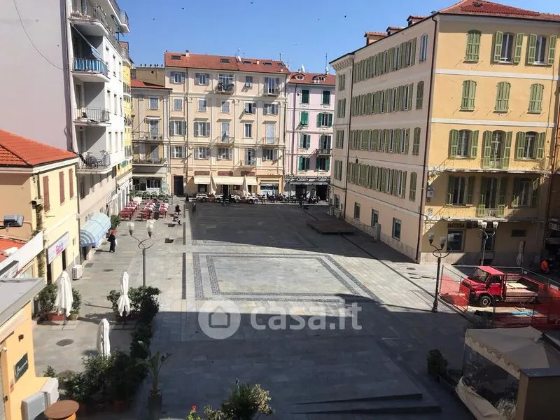 Central Quadrilocale with Balcony in Sanremo