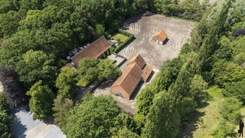 Vista aerea - Historic Château with Park in Retie