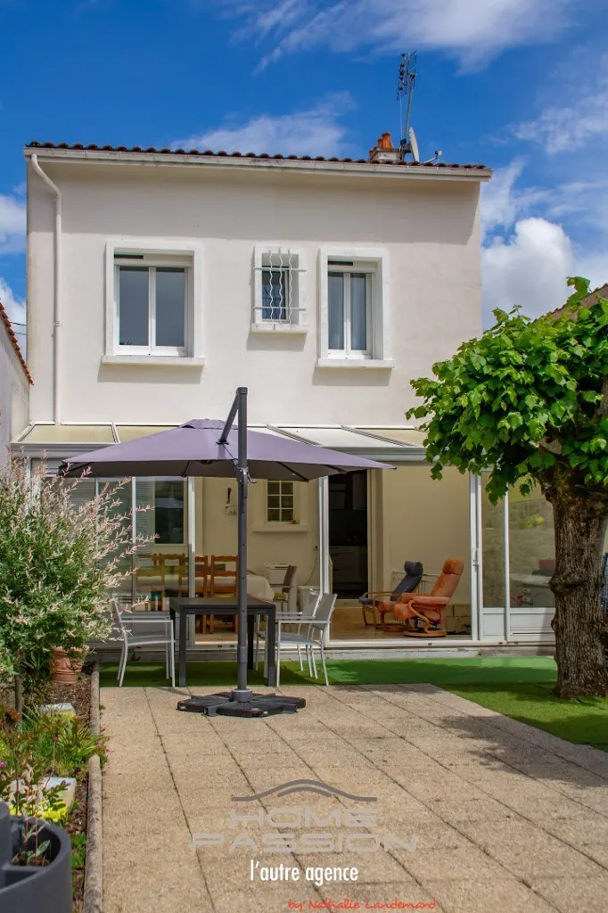 Terrass - House with Garden near Royan Centre