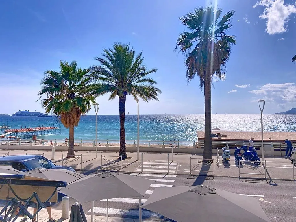 Appartement de Luxe avec Vue Mer à Cannes