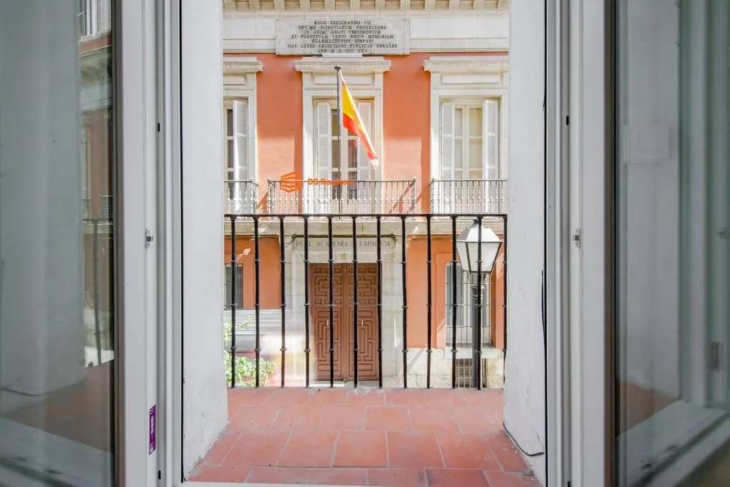 Balcon - Luxury Apartment with Balconies in Madrid Centre