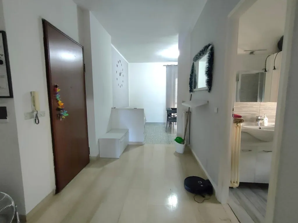 hallway_entrance