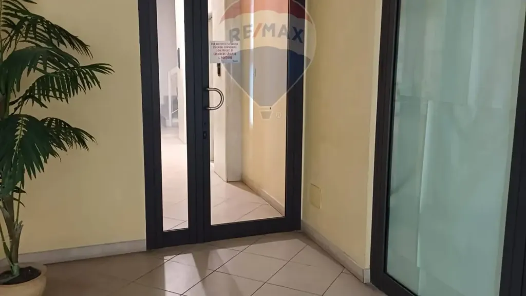 hallway_entrance