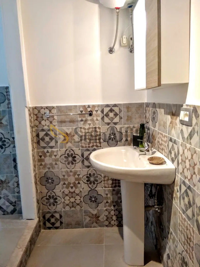 Salles de bain - Fully Furnished Duplex in Catania's Historic Centre