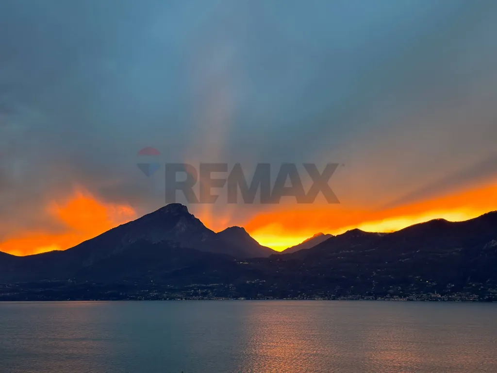 Villa with Panoramic Lake View in Brenzone