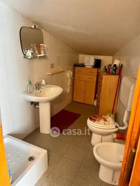 Salles de bain - Villa with Garden in San Cataldo