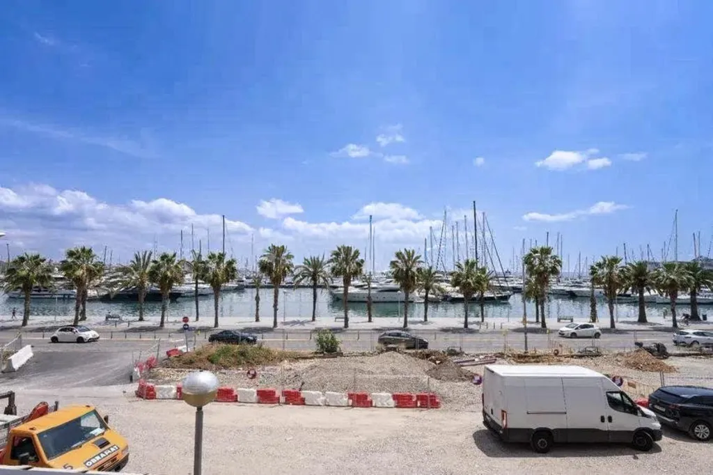 Refurbished Flat with Terrace in Son Armadams, Palma
