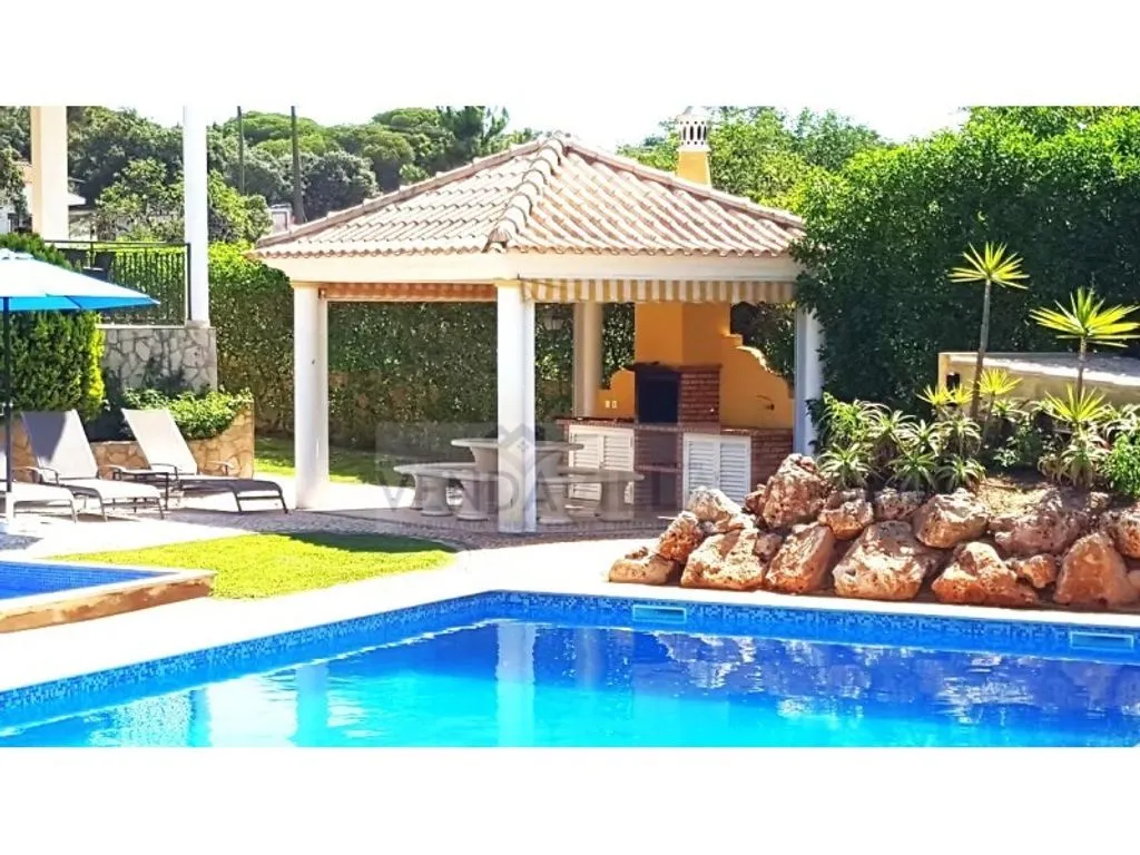 Piscine - Luxury Villa with Pool in Almancil, Loulé