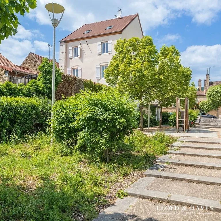 Jardin - Immeuble de Rapport Rénové à Santenay