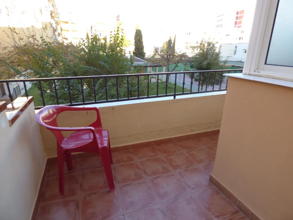 Rõdu - Spacious Flat with Terrace in Torre del Mar