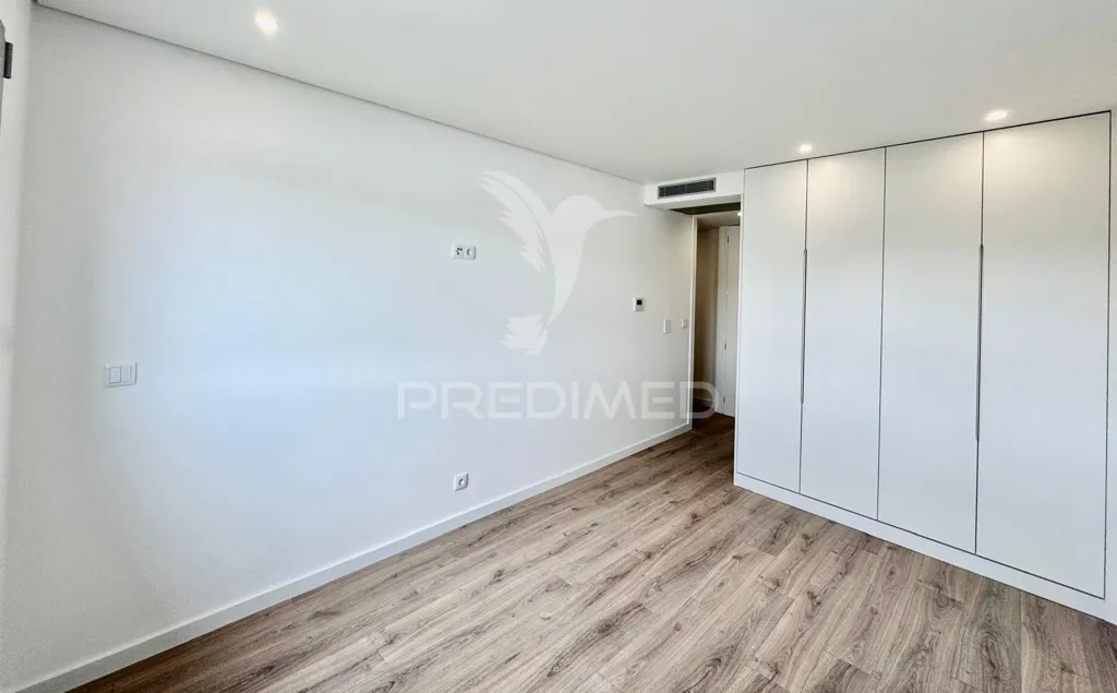 Magamistoad - New T3 Apartment with Two Fronts in Braga