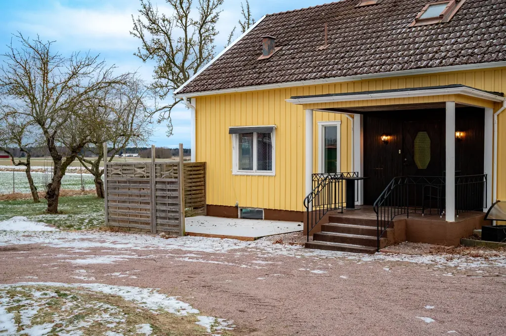 6-toaline maja asukohas Skara