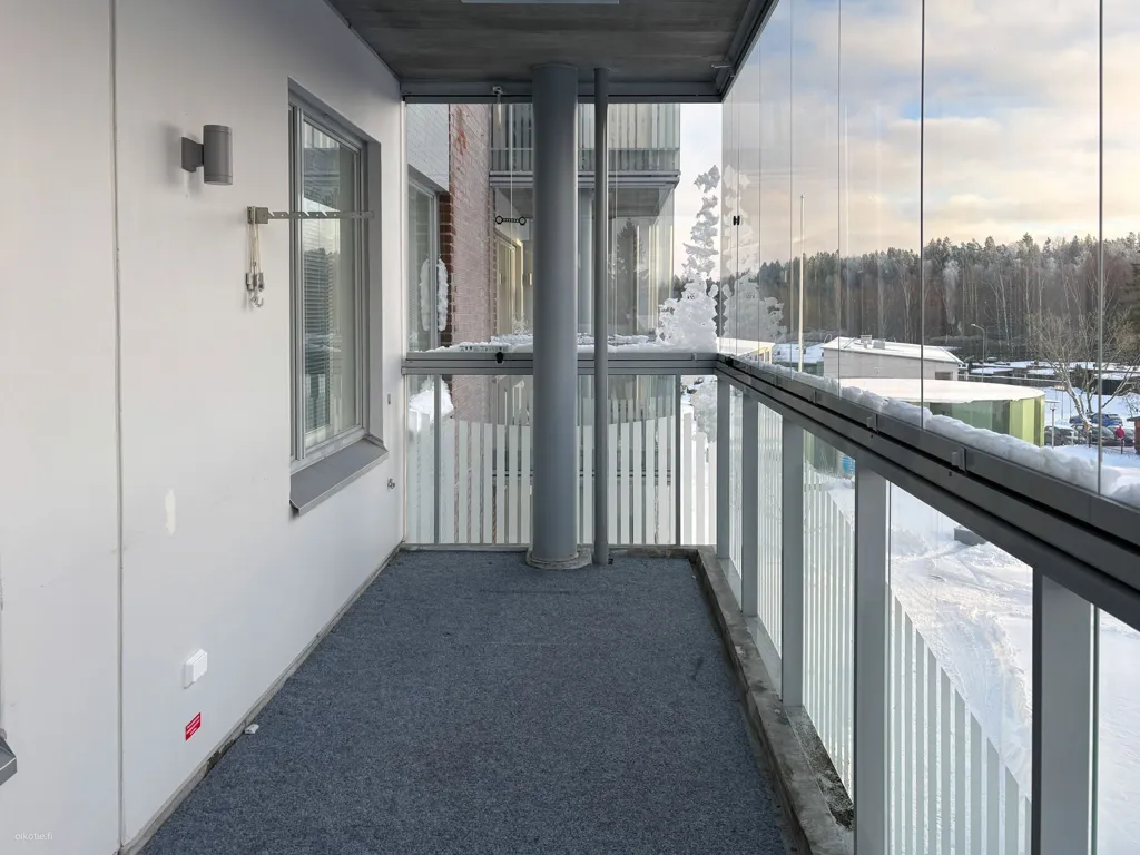 Rõdu - Modern Flat with Balcony in Lippajärvi, Espoo