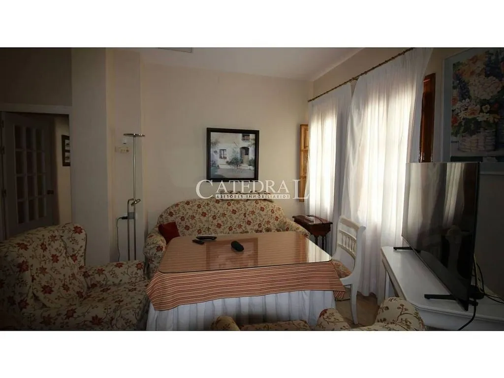 Söögituba - Aménagé Flat with Balcony in Seville Centre