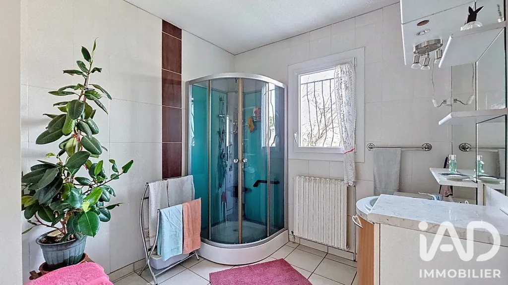 Bagni - Detached House with Garden in Bogy