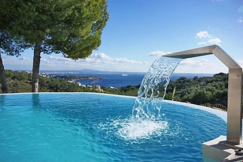Pool - Chalet with Pool and Terrace in Bendinat