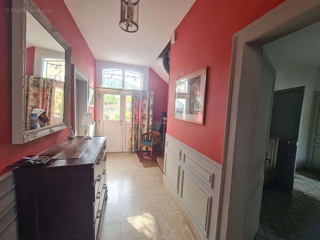 Hallway - Maison de Maître with Garden in Alençon