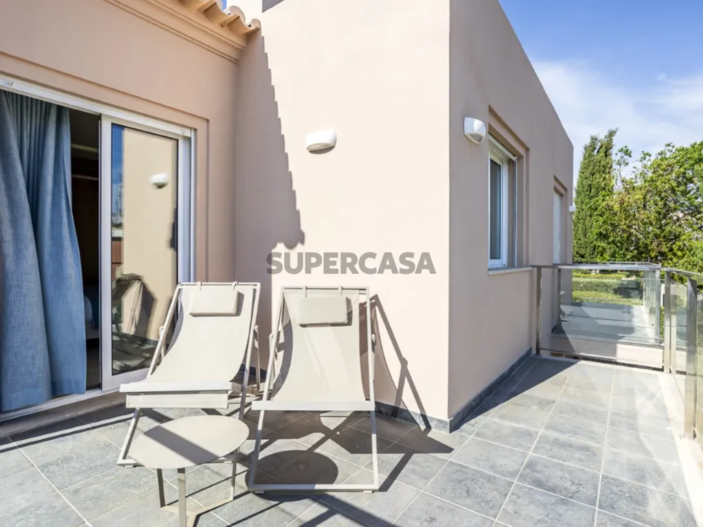 Terrasse - Duplex T2 with Private Garden in Lagoa