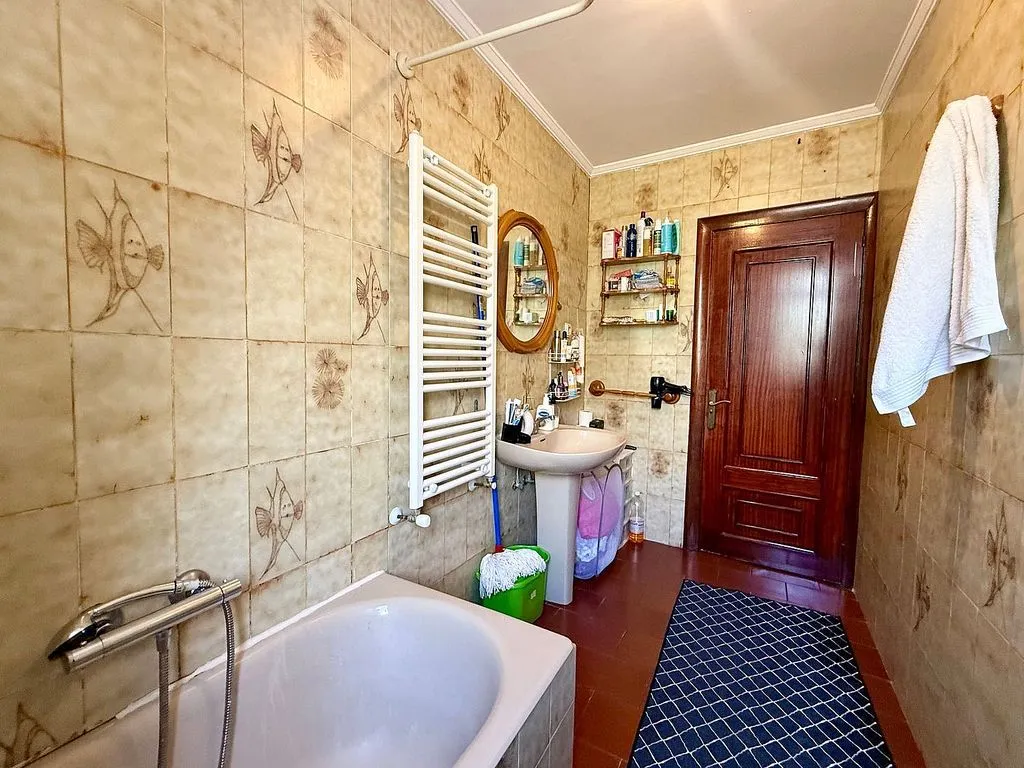Bathrooms - 2-Bed Apartment with South Orientation in Santander Centre