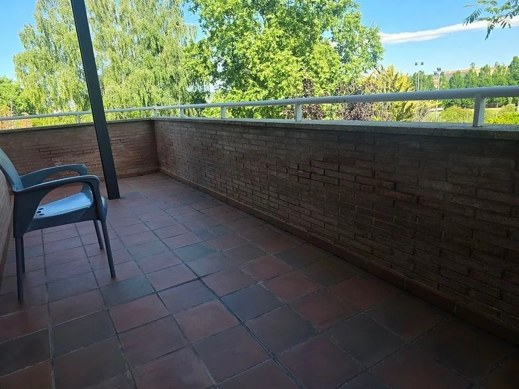 Rõdu - Reformed Chalet with Pool in Logroño