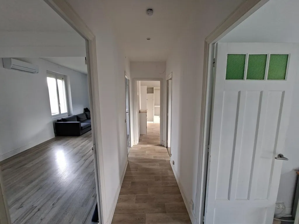 Entrée - Appartement Lumineux avec Balcon à Mazamet