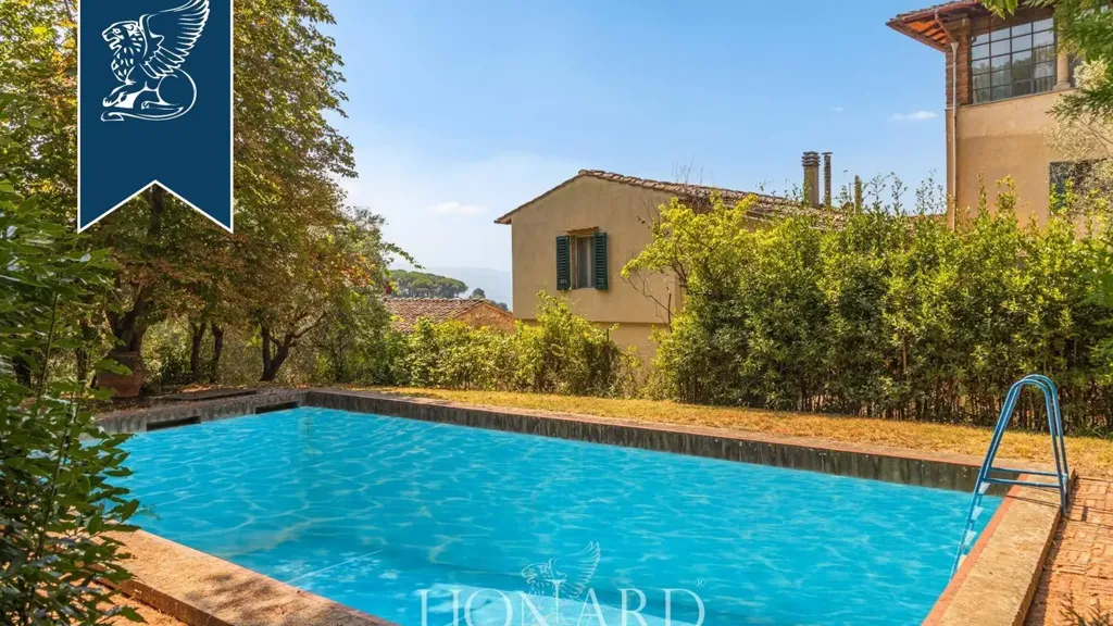 Piscine - Historic Villa with Panoramic Views near Florence