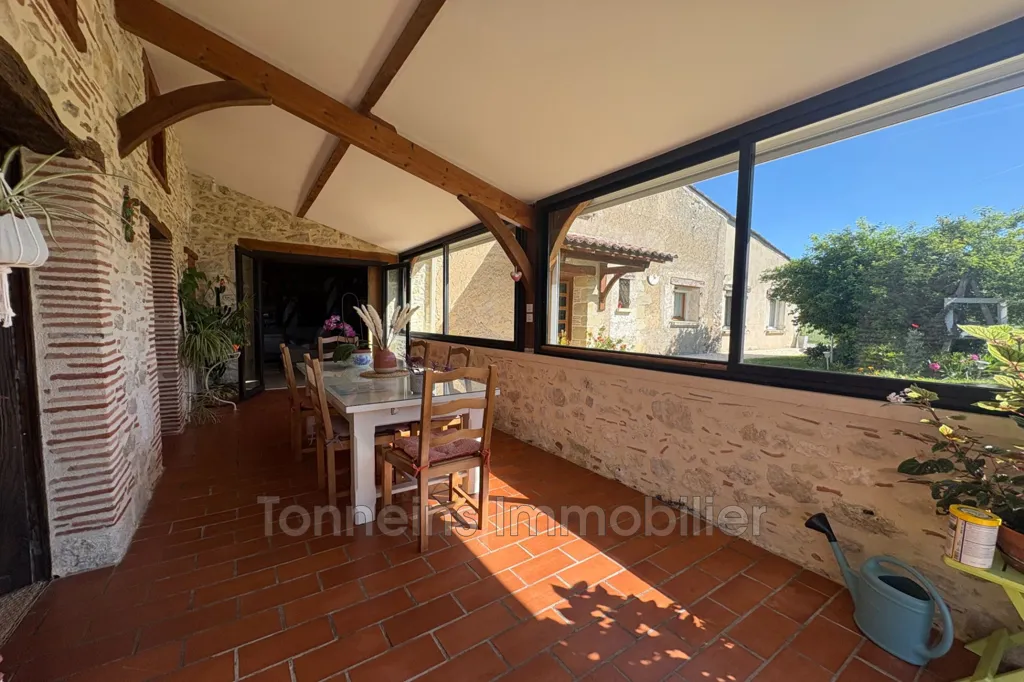 Terrasse - Maison en Pierre avec Piscine à Tonneins