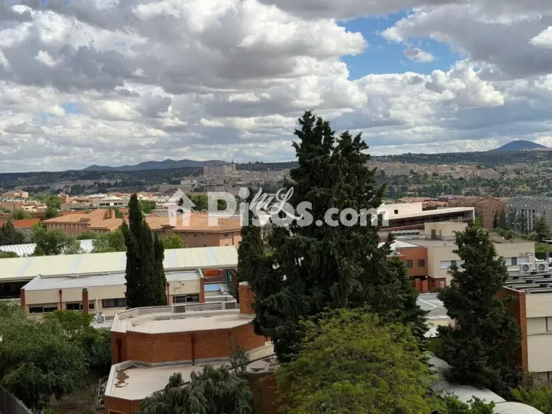 Apartment with Historical Views in Toledo