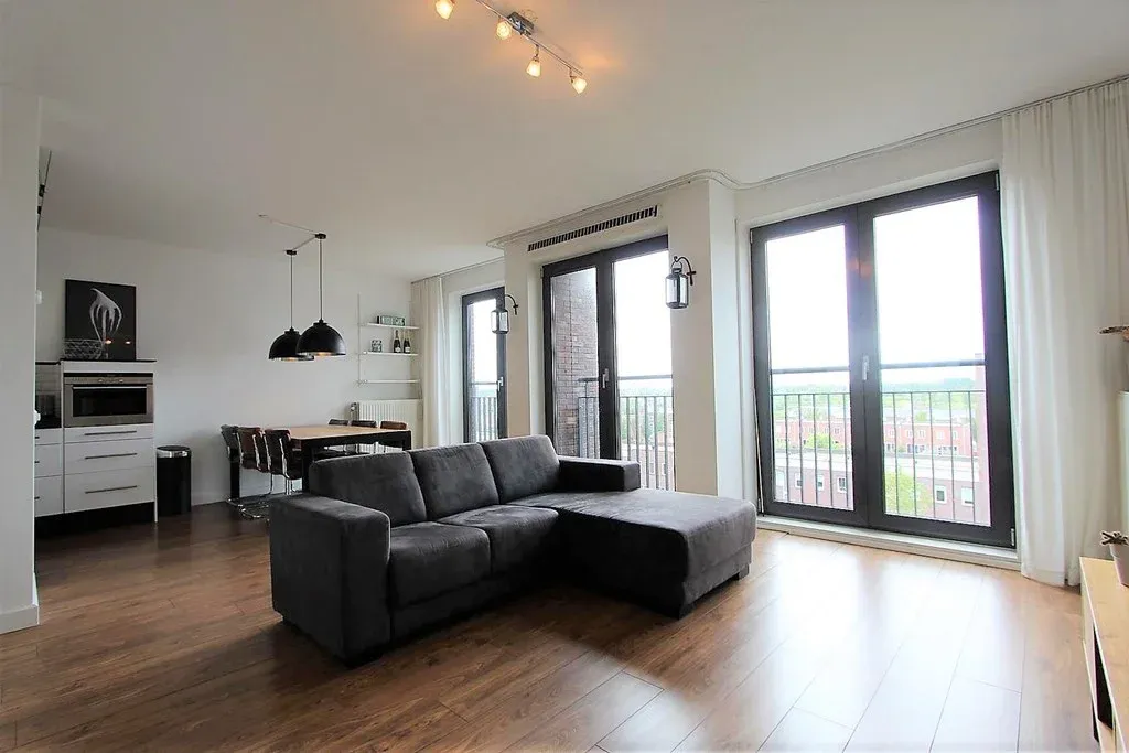Elutuba - Modern Apartment with Balcony in Amsterdam