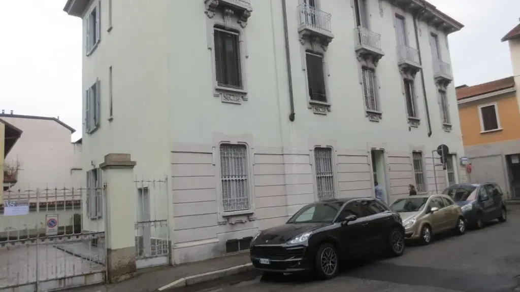 Välivaade - Rustic-Style Flat with Garden in Monza